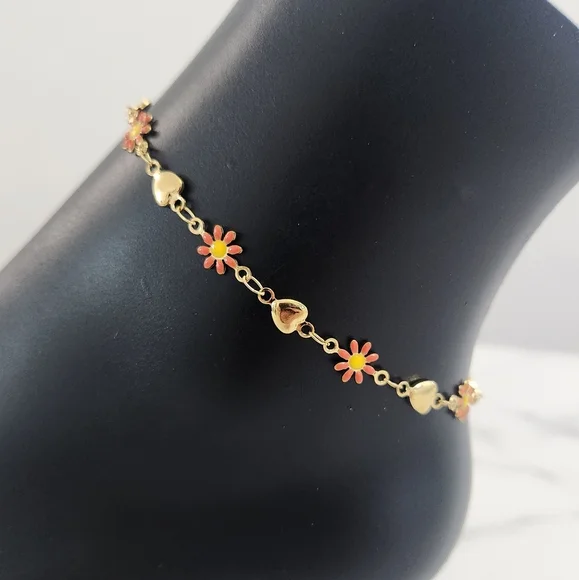 Gold Plated Heart and Enamel Daisy Charm Anklet - Picture 4 of 11